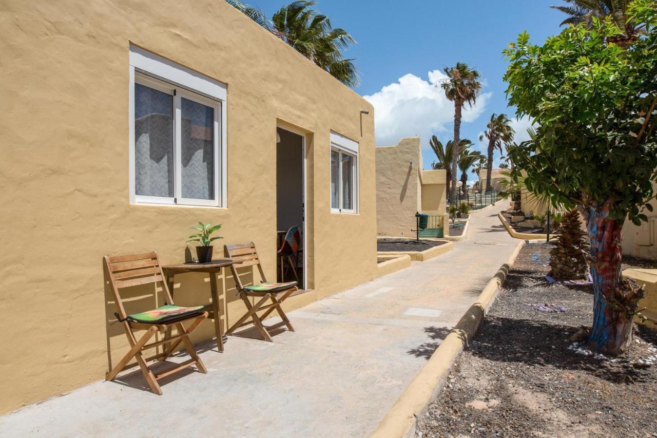 8145B - Bonito Bungalow Коста-Кальма Екстер'єр фото